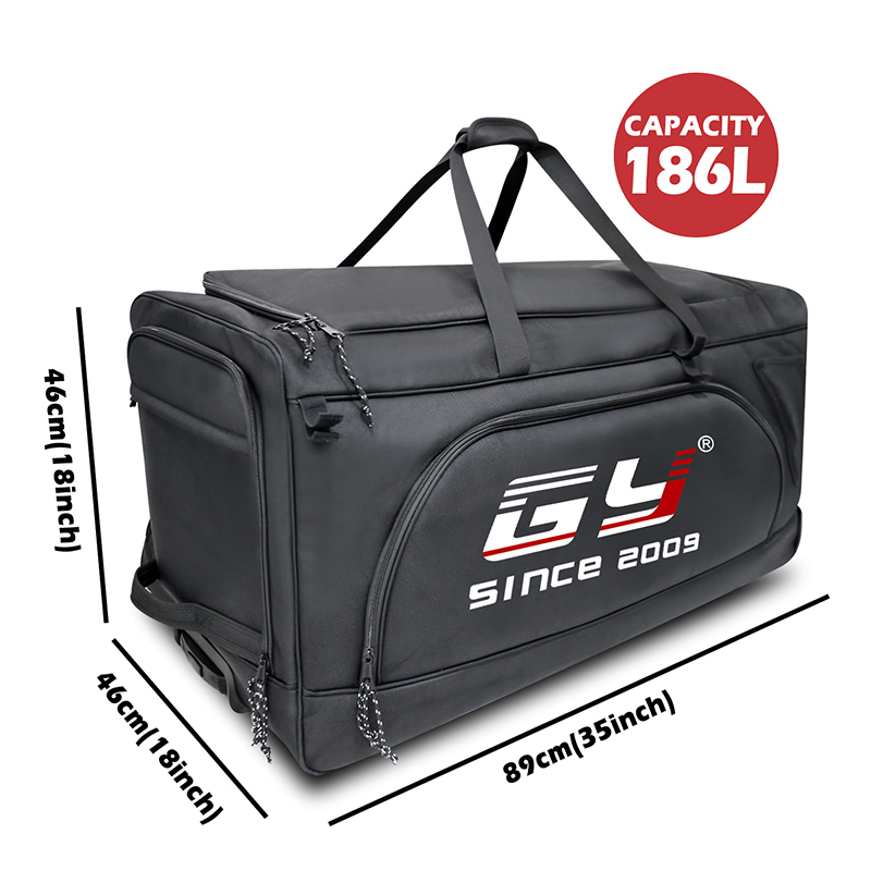 Vlastní taška s velkým hokejovým zařízením s koly