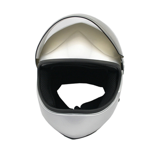Výprodejová helma na longboard na ochranu hlavy s podbradním páskem